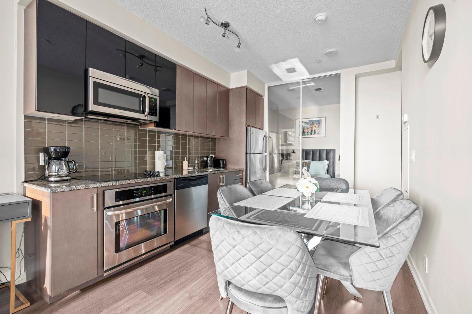 Modern Lillian St Apartments By Globalstay Toronto Exterior photo